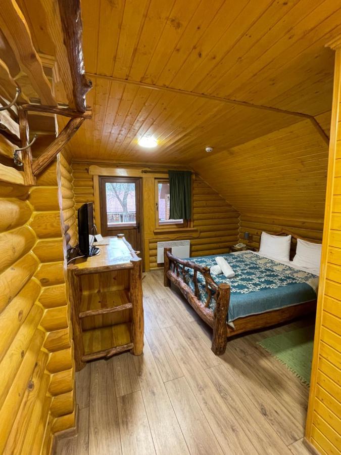 Sky Land Camping & Resort Cricova Eksteriør billede
