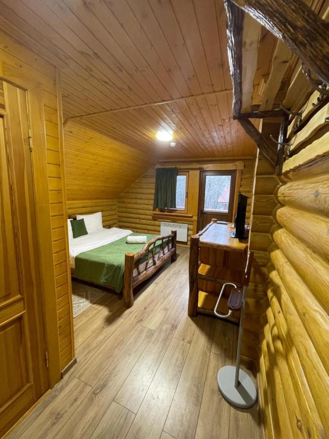 Sky Land Camping & Resort Cricova Eksteriør billede