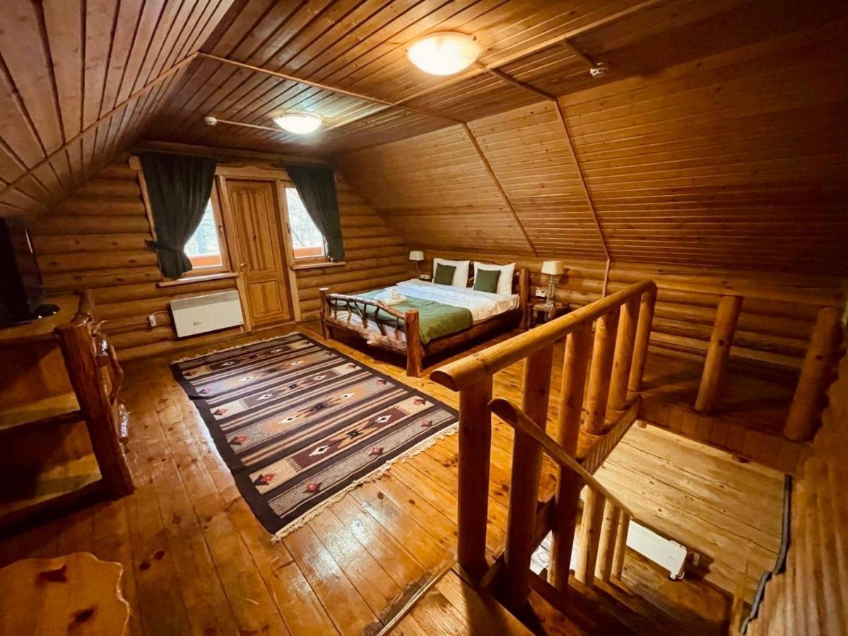 Sky Land Camping & Resort Cricova Eksteriør billede