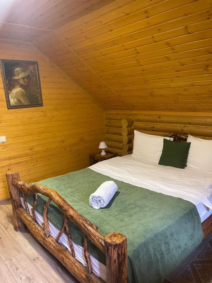Sky Land Camping & Resort Cricova Eksteriør billede